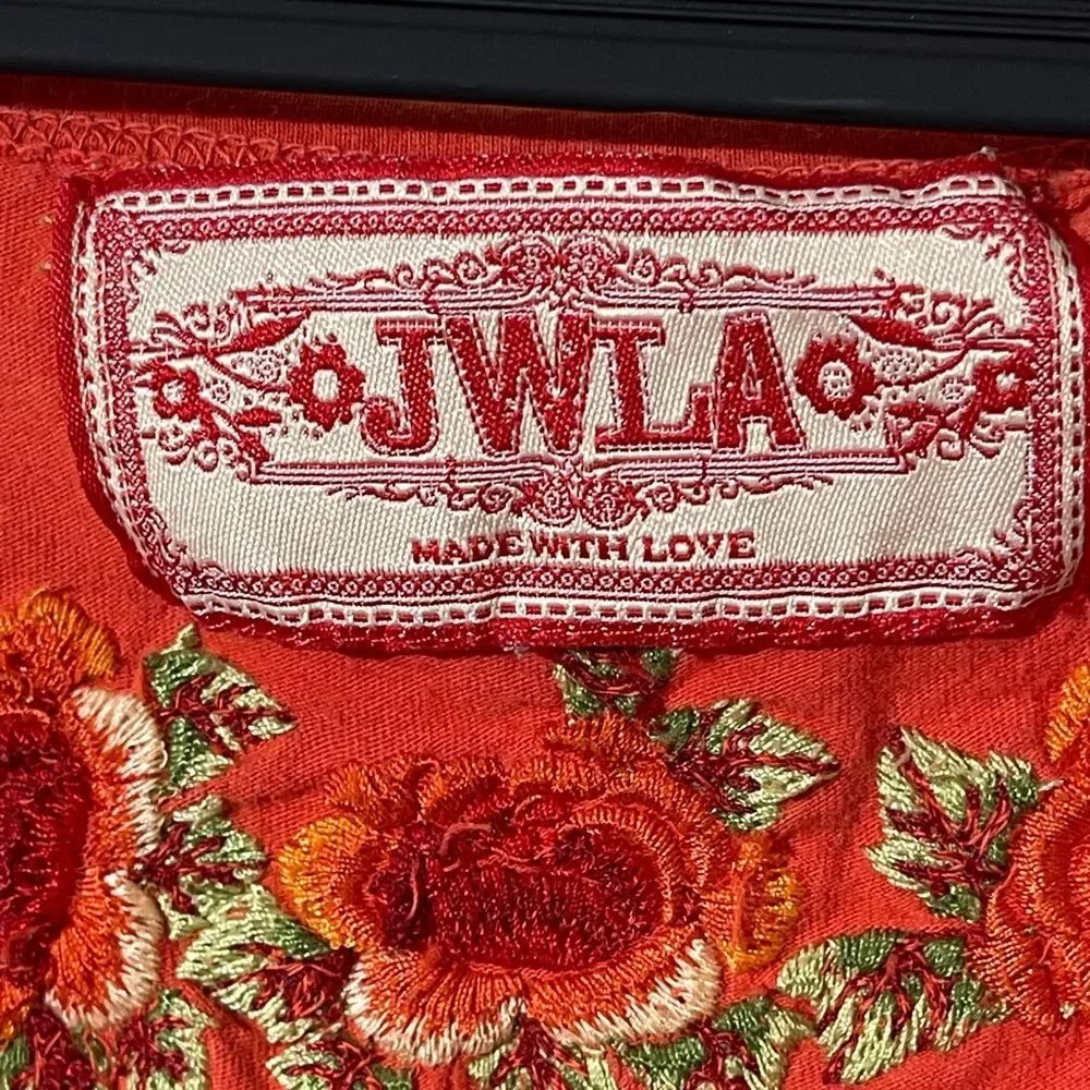 Sold  - Picture 3 of 6